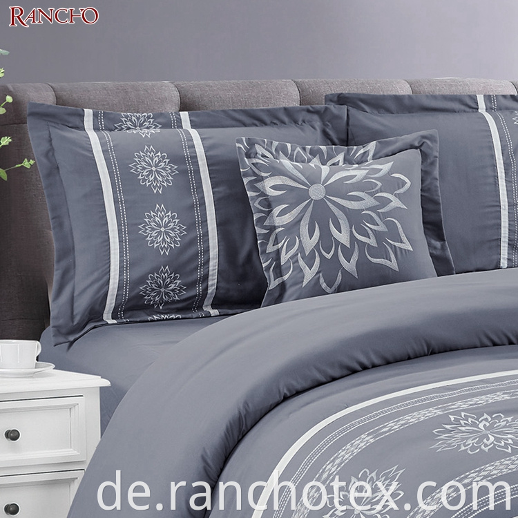 Großhandel Bettwäsche -Set mit Bettdeckungs- und Match -Vorhängen mit Designer Bettlaken Handtücher Bettschütze mit Kopfdecker